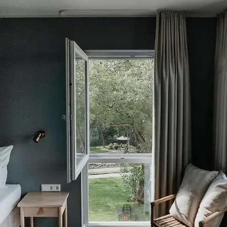 Hoenow Otel Hoppegarten