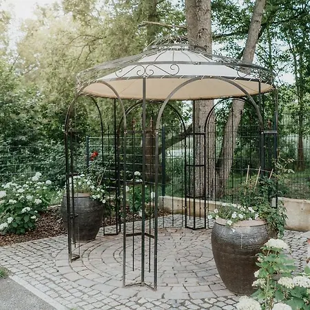 Hoenow Szálloda Hoppegarten