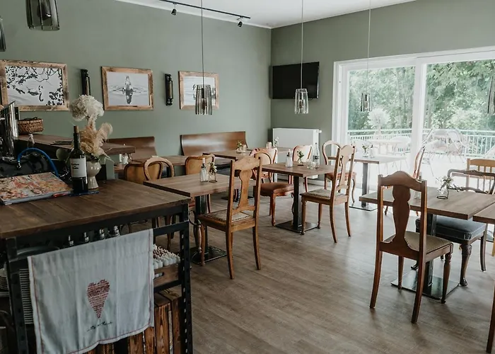 酒店 Hoenow 霍珀加滕