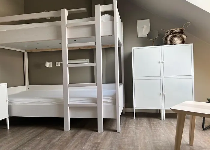 酒店 Hoenow 霍珀加滕